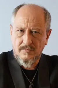 Даниэль Араос